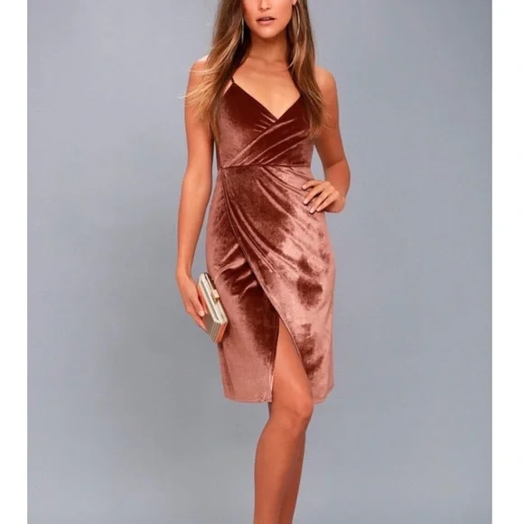 Rusty rose store velvet dress